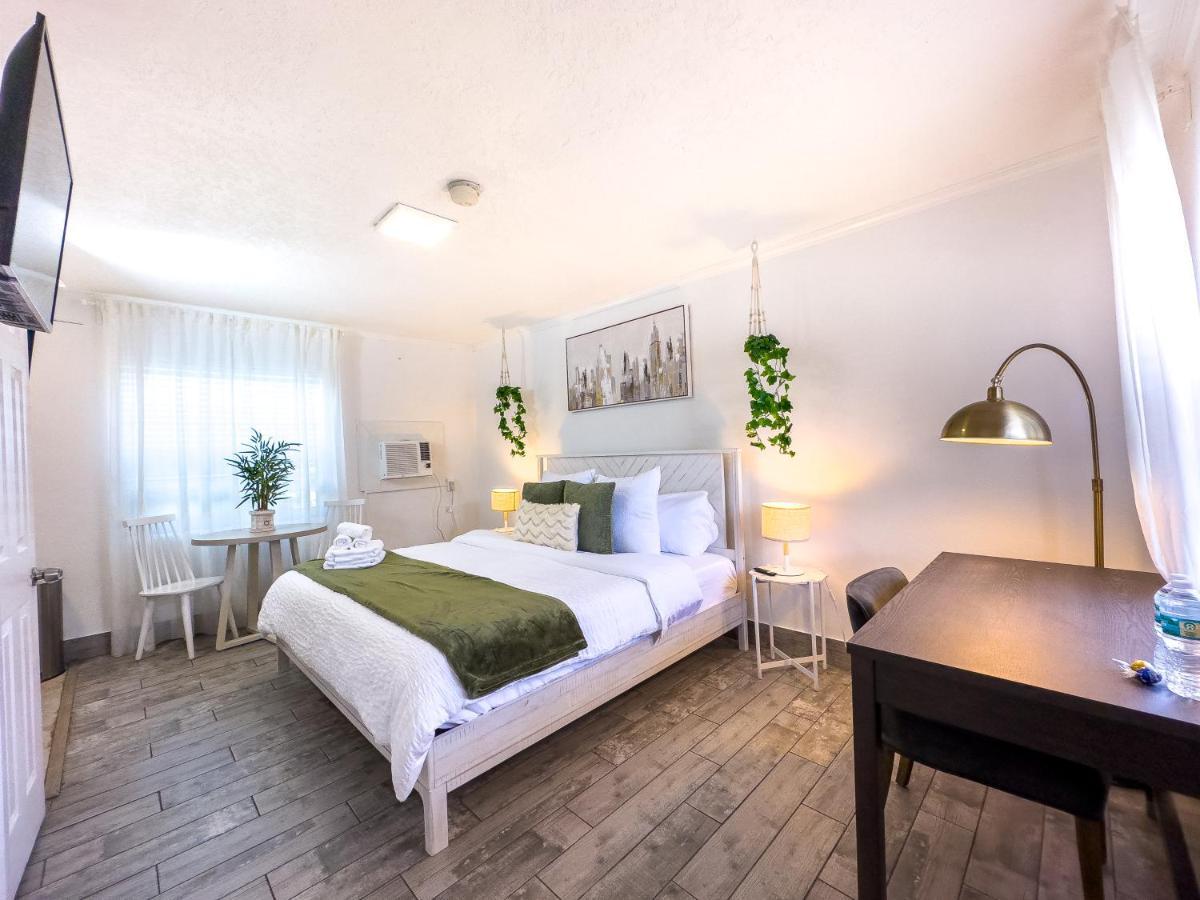 1K Bed Studio Apt With Shared Pool 02 Клиъруотър Екстериор снимка